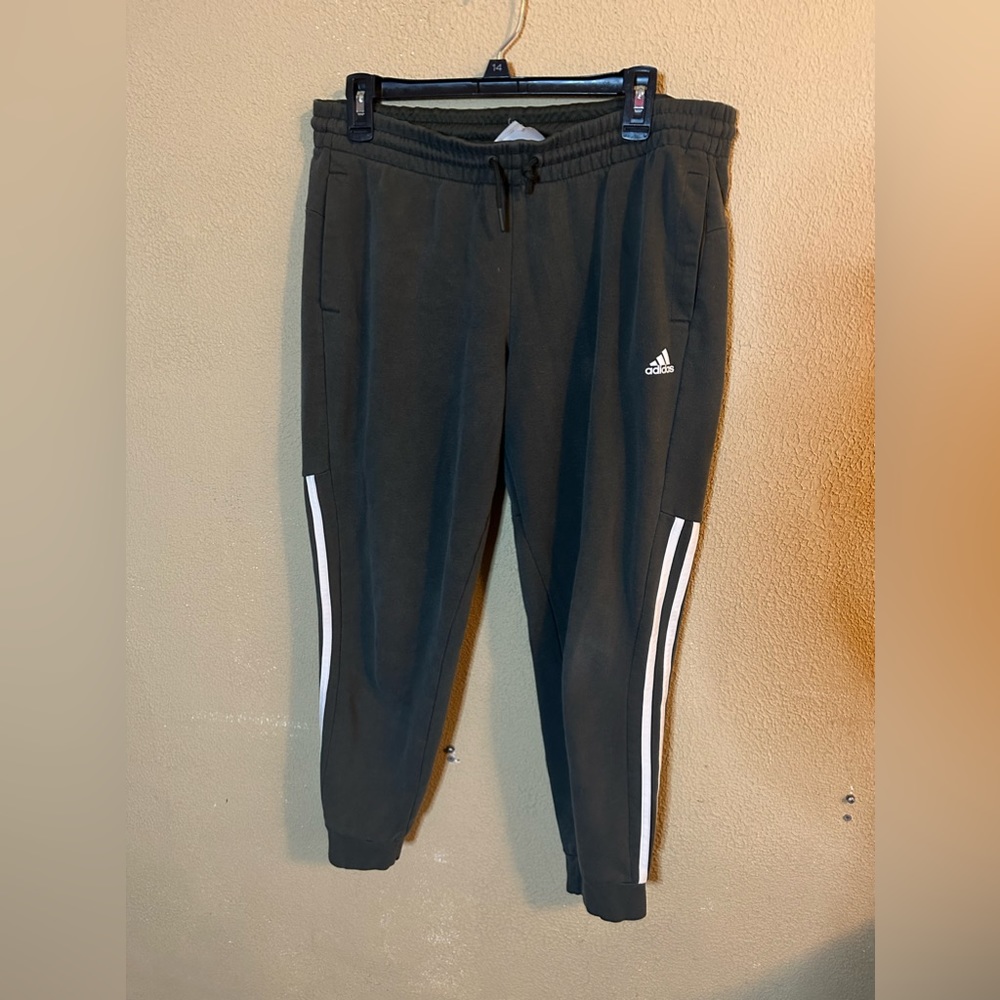 ADIDAS Joggers sz L